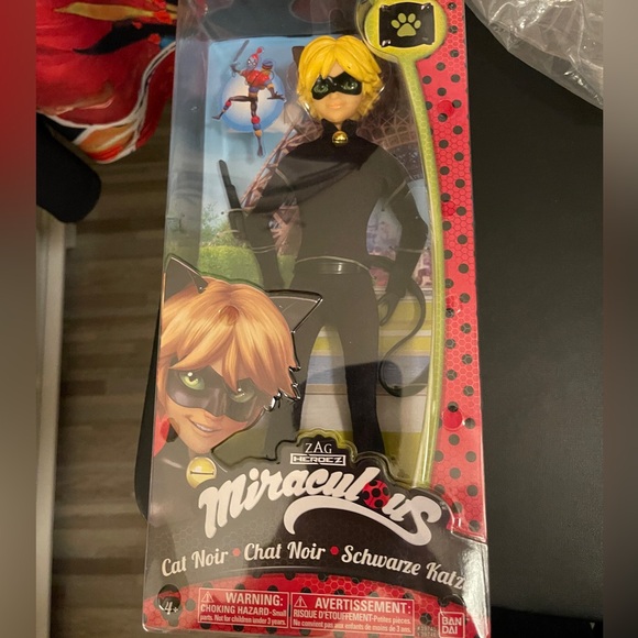 Miraculous Cat Noir 10-11” doll. New sealed in box. - Picture 4 of 4